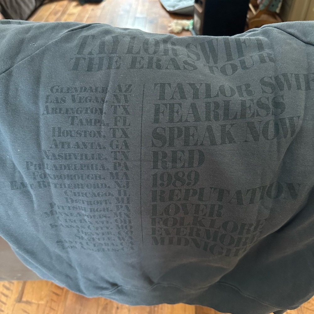 Taylor Swift Concert Black Hoodie - Picture 3 of 4